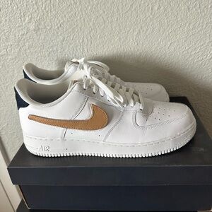 Nike Air Force 1 ‘07 LV8 3 - White/White Obsidian